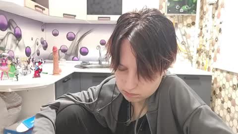 Sara online show from June 7, 5:40 pm