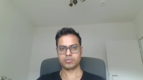 Snapshot of sharmamanxyz chatting on February 25, 10:26 am sharmamanxyz online show from February 25, 10:26 am