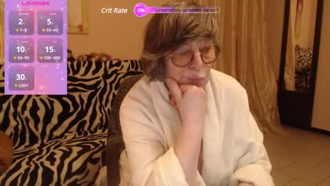 Snapshot of sharon_amore chatting on February 11, 2:14 am Helena online show from February 11, 2:14 am