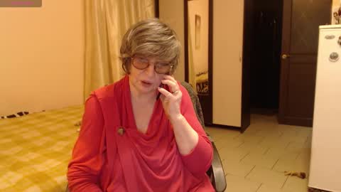 Snapshot of sharon_amore chatting on September 22, 5:50 pm Helena online show from September 22, 5:50 pm