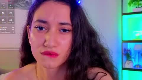 Lola and Stacey online show from July 27, 10:56 am