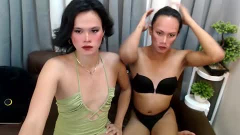 shasha_ishere online show from June 9, 1:22 pm