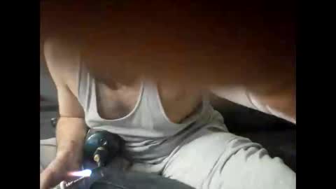 Snapshot of shawnboarder94 chatting on February 24, 8:49 am snowboarder9420 online show from February 24, 8:49 am