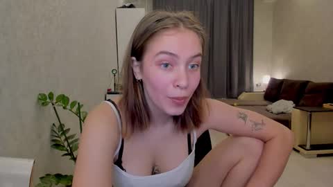 shawty__mariaa online show from October 22, 2:30 pm