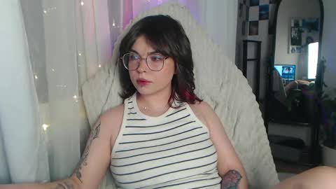 shawty_bibi online show from May 10, 9:32 pm