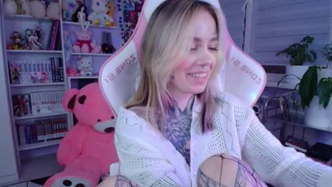 Katrin online show from November 30, 3:30 pm