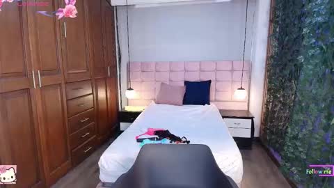 Shay Miller online show from March 24, 12:00 pm