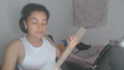 Shayna online show from November 27, 5:37 am