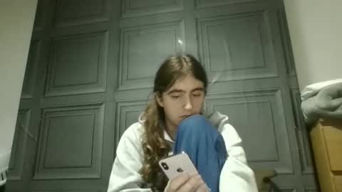 Shay Edging online show from December 20, 8:49 pm