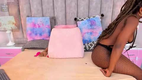 sheila_777 online show from December 15, 10:28 pm