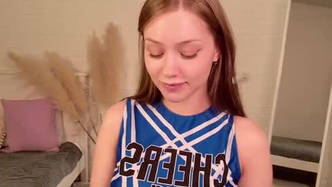 SHEILA online show from May 8, 11:16 am