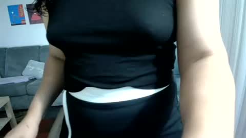 sheilyn_smith online show from June 18, 3:12 am