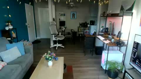 sheilyn_smith online show from July 3, 2:05 am