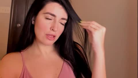 sheisallthat online show from November 17, 2:58 am