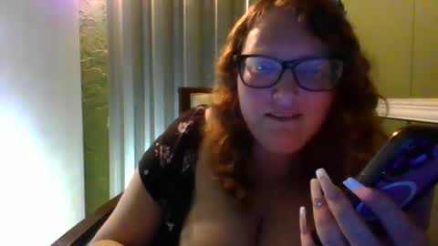 Red online show from December 17, 4:23 am