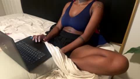 Shelia Averette online show from November 26, 8:00 am