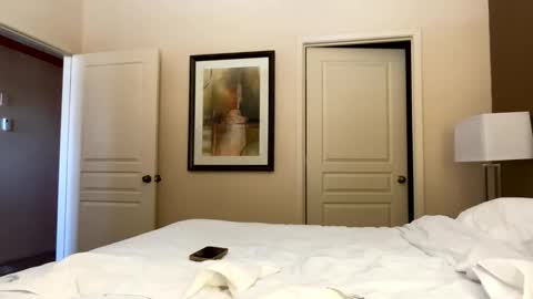 shell2822 online show from March 7, 8:42 pm