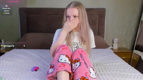 shellyboom online show from November 27, 4:58 pm