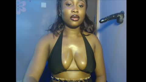 Favour online show from July 7, 7:23 am