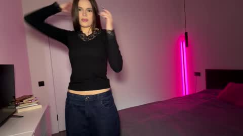 secret online show from March 7, 12:05 pm