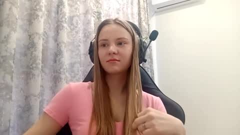 Lisa online show from November 29, 6:43 am