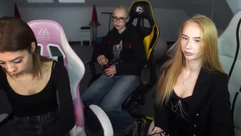 Snapshot of sheryl_elegance chatting on October 15, 10:38 am Sheryl online show from October 15, 10:38 am