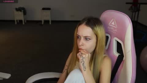 Snapshot of sheryl_elegance chatting on October 25, 2:39 pm Sheryl online show from October 25, 2:39 pm