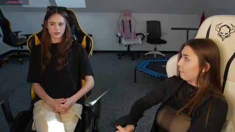 Snapshot of sheryl_elegance chatting on November 1, 12:15 pm Sheryl online show from November 1, 12:15 pm