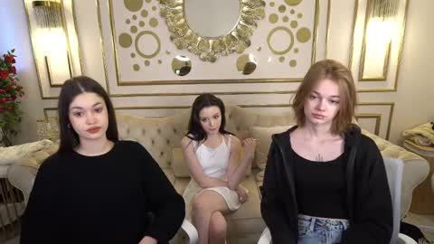 Snapshot of sheryl_elegance chatting on February 20, 12:15 pm Sheryl online show from February 20, 12:15 pm