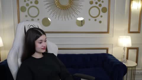 Snapshot of sheryl_elegance chatting on March 3, 11:33 am Sheryl online show from March 3, 11:33 am