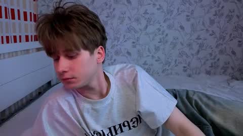 Nenedent online show from March 29, 9:16 pm