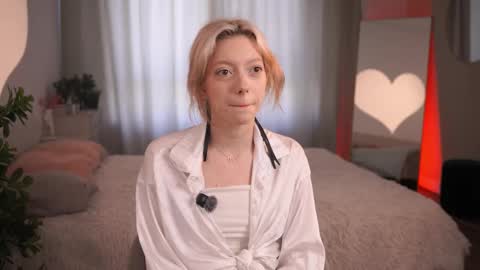 Alice online show from March 24, 8:31 am