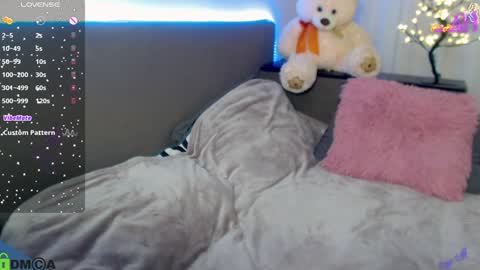 Alexis online show from January 17, 6:02 pm