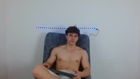Snapshot of shinobi_grey chatting on March 6, 6:05 pm  .. shinobi .. online show from March 6, 6:05 pm