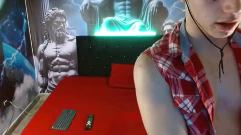 Snapshot of shinobi_grey chatting on January 19, 2:59 pm  .. shinobi .. online show from January 19, 2:59 pm