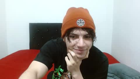Snapshot of shinobi_grey chatting on February 10, 2:05 pm  .. shinobi .. online show from February 10, 2:05 pm
