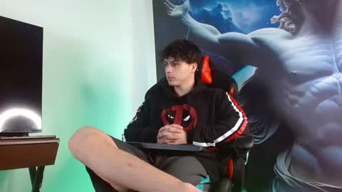 Snapshot of shinobi_grey chatting on January 3, 1:57 pm  .. shinobi .. online show from January 3, 1:57 pm