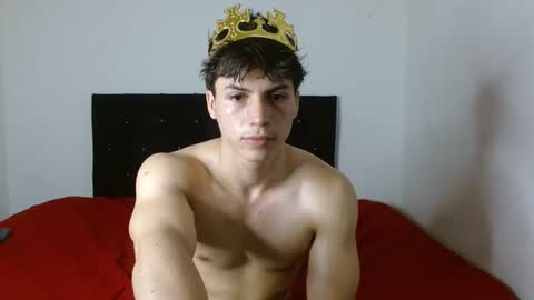 Snapshot of shinobi_grey chatting on February 23, 7:17 pm  .. shinobi .. online show from February 23, 7:17 pm