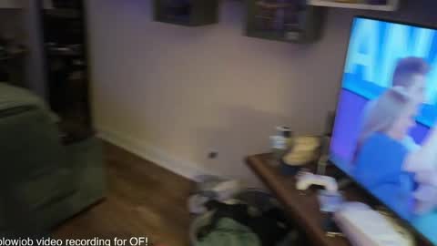 shinyandused online show from May 18, 3:05 am