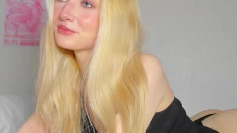 shirahoshii online show from February 28, 11:20 pm