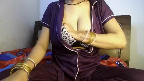 Snapshot of shiri_hot chatting on October 19, 4:39 am Siri online show from October 19, 4:39 am