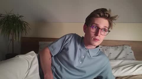 Matthew online show from November 23, 4:27 pm