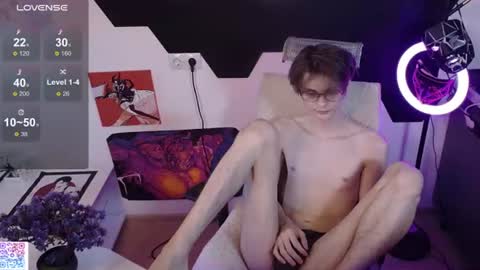 shiromy_ online show from July 30, 5:02 pm