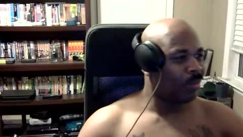 Snapshot of shirosaki357 chatting on January 27, 2:31 am shirosaki357 online show from January 27, 2:31 am