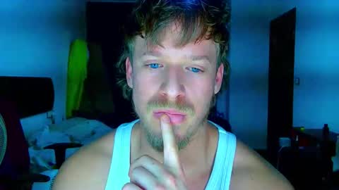 Cick Goreskin online show from January 16, 1:47 am