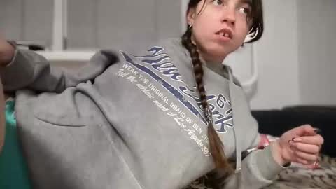 shizukuhunter online show from November 11, 8:55 pm