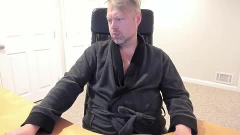 Snapshot of shofixtie chatting on September 22, 12:42 pm Shofixtie online show from September 22, 12:42 pm