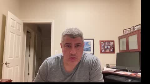 Snapshot of showmet chatting on October 19, 12:04 am Chicago Guy online show from October 19, 12:04 am