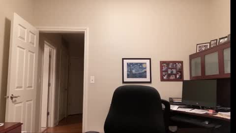 Snapshot of showmet chatting on September 25, 3:13 am Chicago Guy online show from September 25, 3:13 am