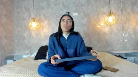 ZUMY ANGELS online show from October 14, 4:48 am